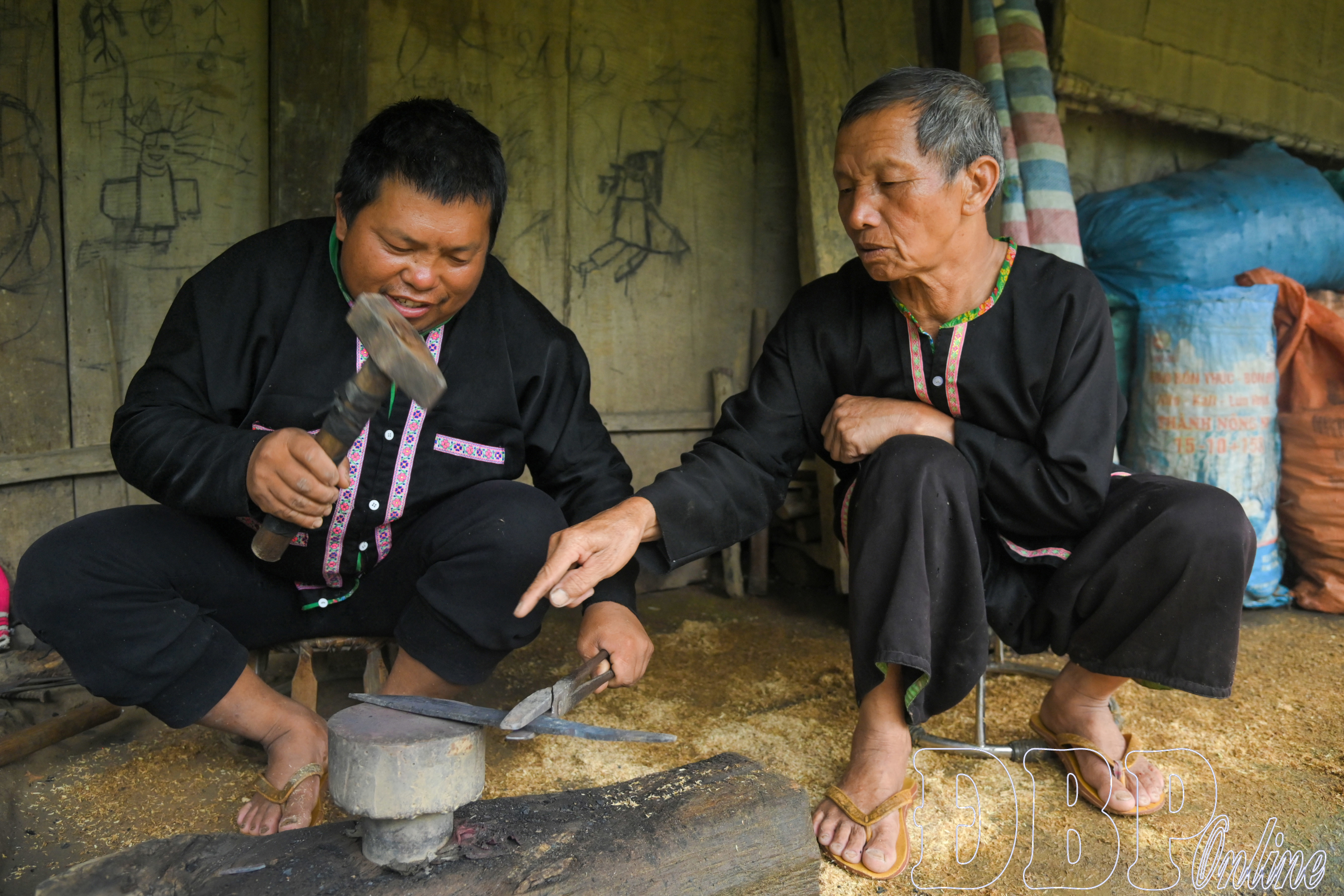 https://media-dienbien.baodienbienphu.vn/51-ZAP06332025-07-29-09_2025-07-31-23.jpg