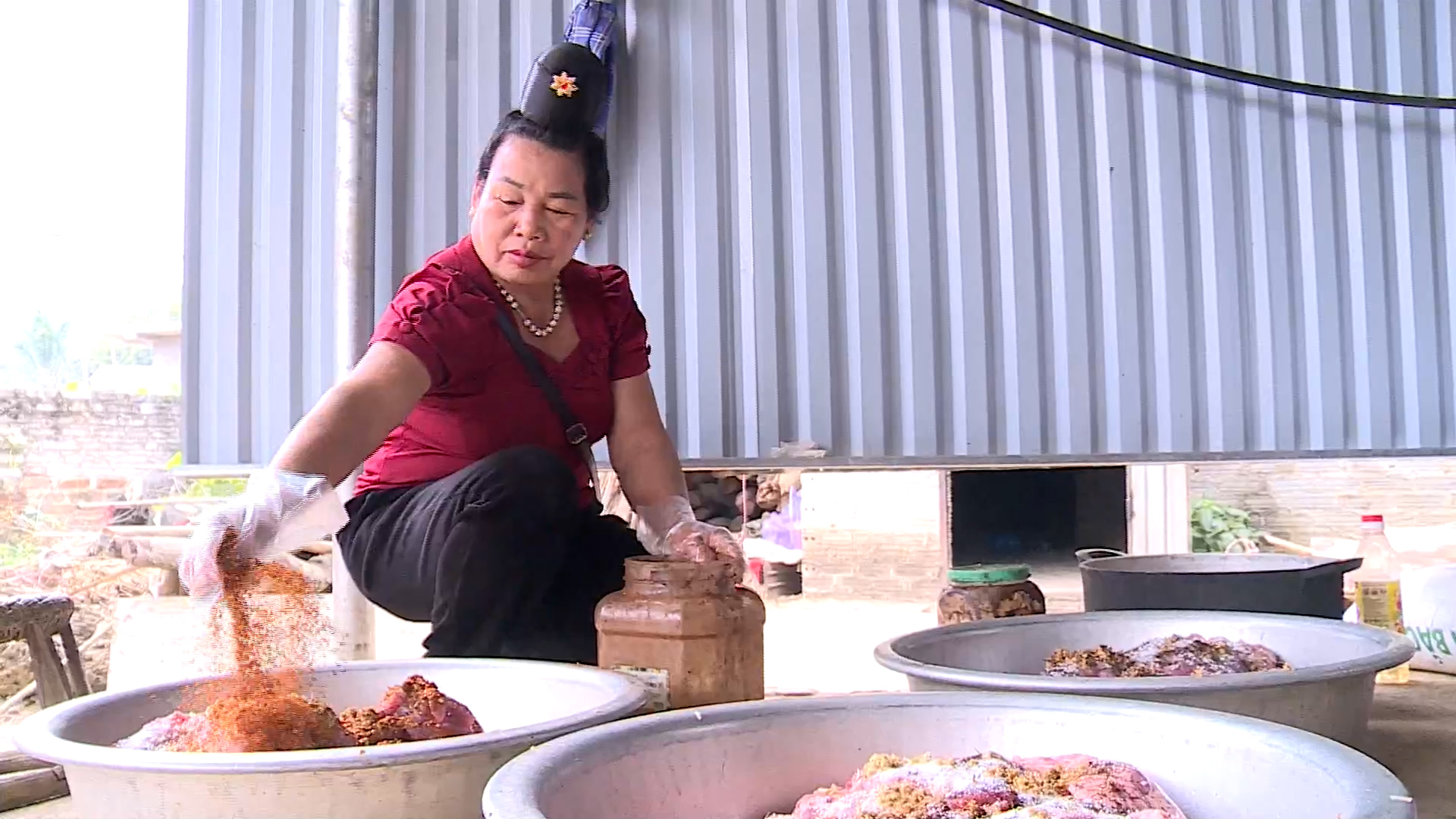 Đặc sản thịt sấy Điện Biên trước thách thức hàng giả, hàng kém chất lượng