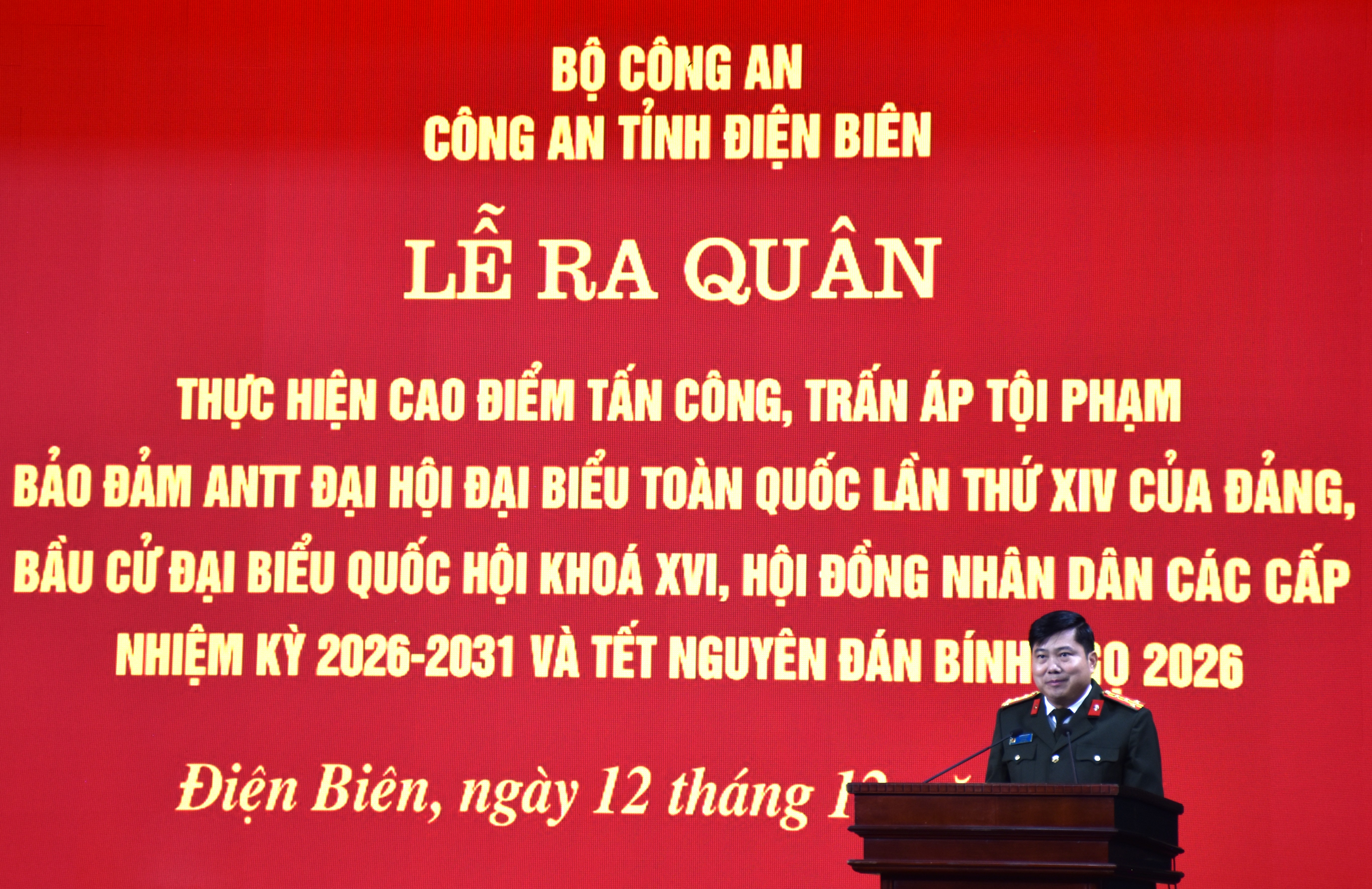 Ph&aacute;t động cao điểm tấn c&ocirc;ng, trấn &aacute;p tội phạm
