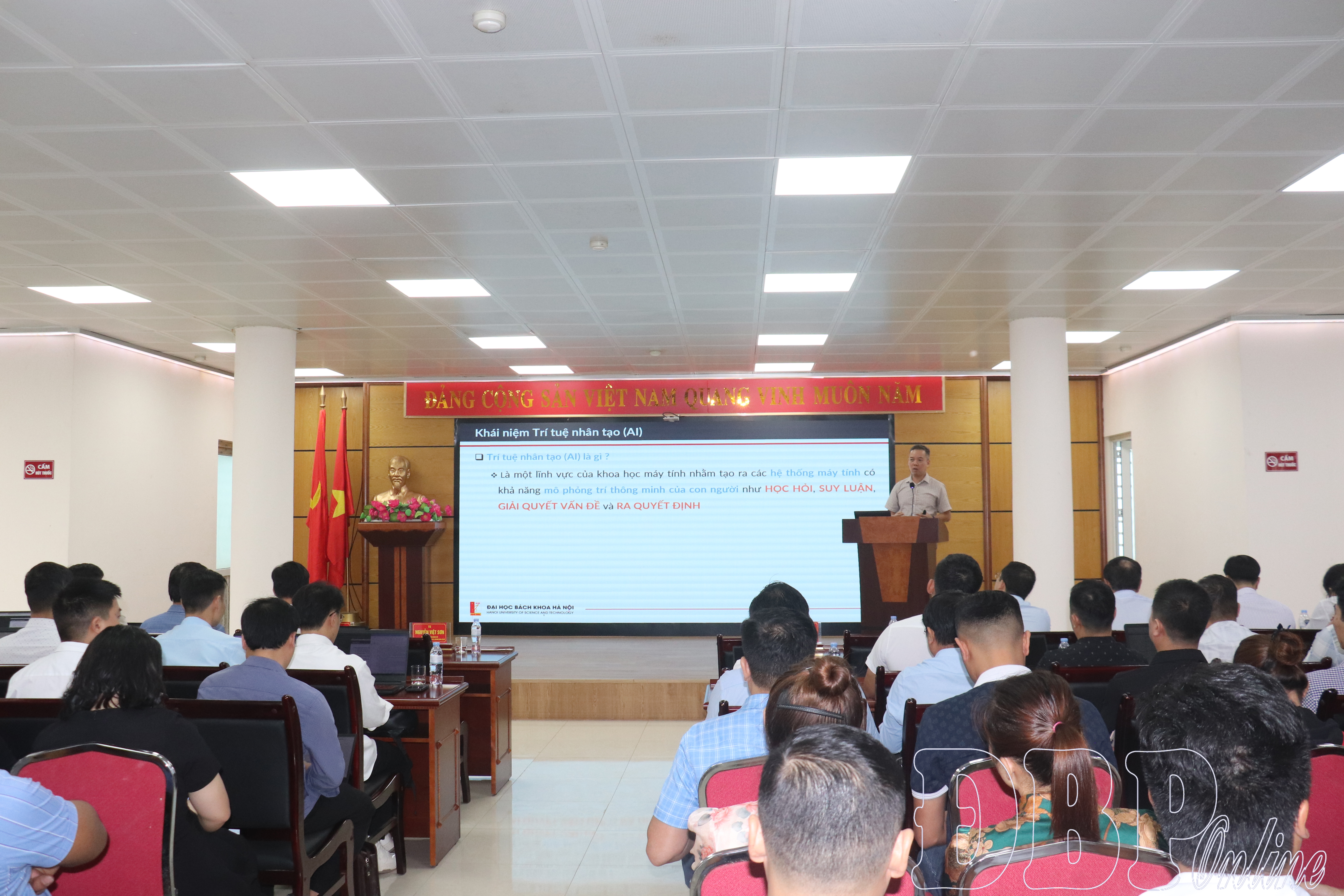Hơn 120 cán bộ, công chức, viên chức tham gia tập huấn ứng dụng trí tuệ nhân tạo