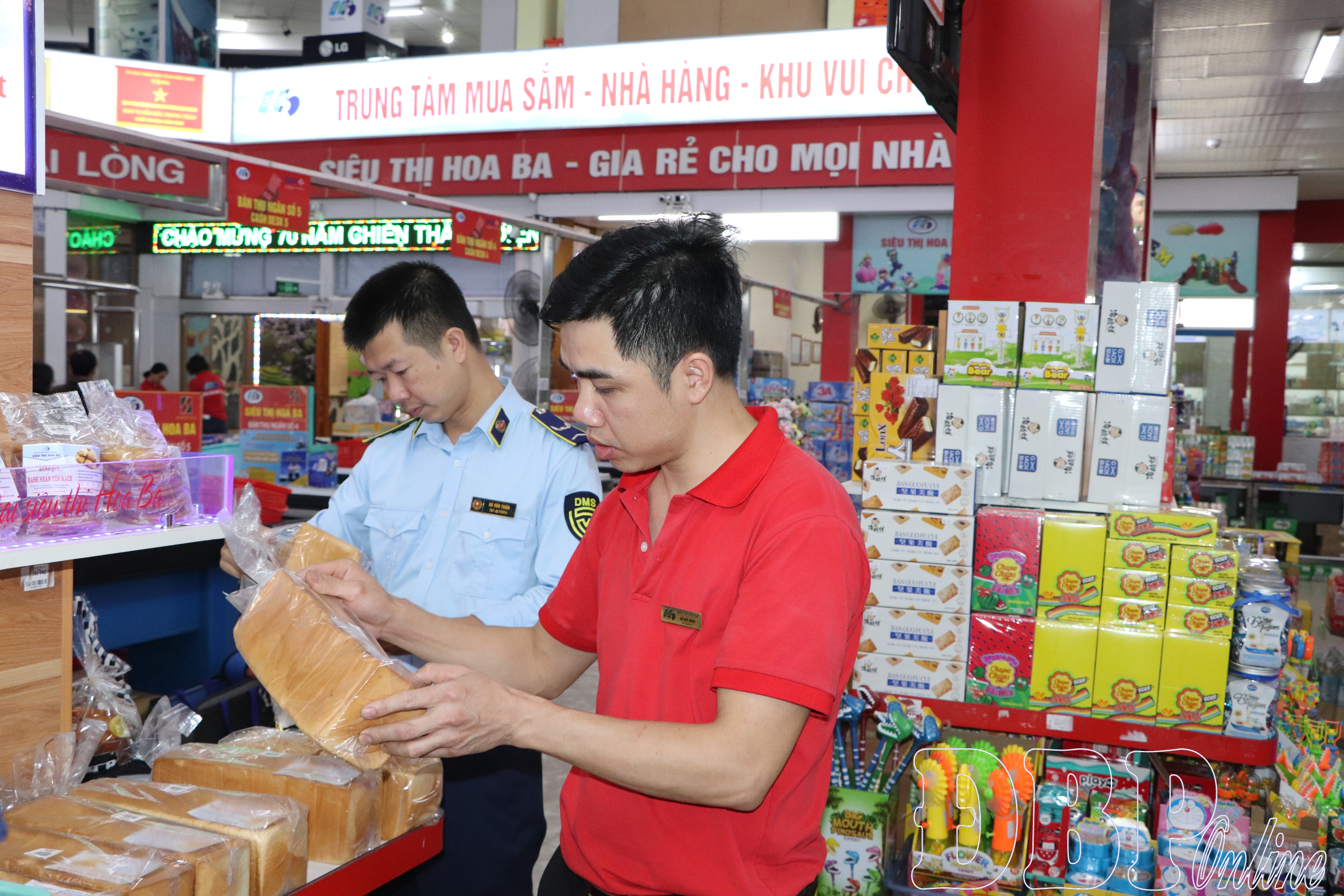 Bảo vệ quyền lợi người ti&ecirc;u d&ugrave;ng từ gốc