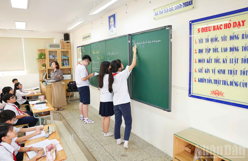 Đưa ng&ocirc;n ngữ một số quốc gia ASEAN v&agrave;o giảng dạy