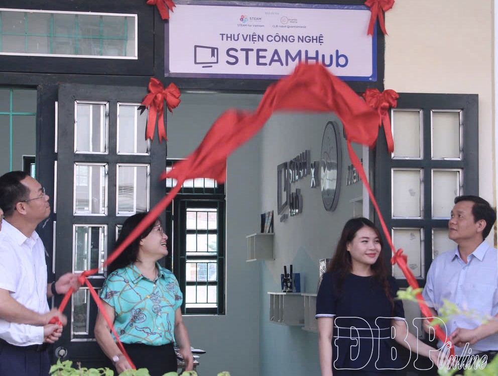 Cánh cửa đến với tri thức hiện đại