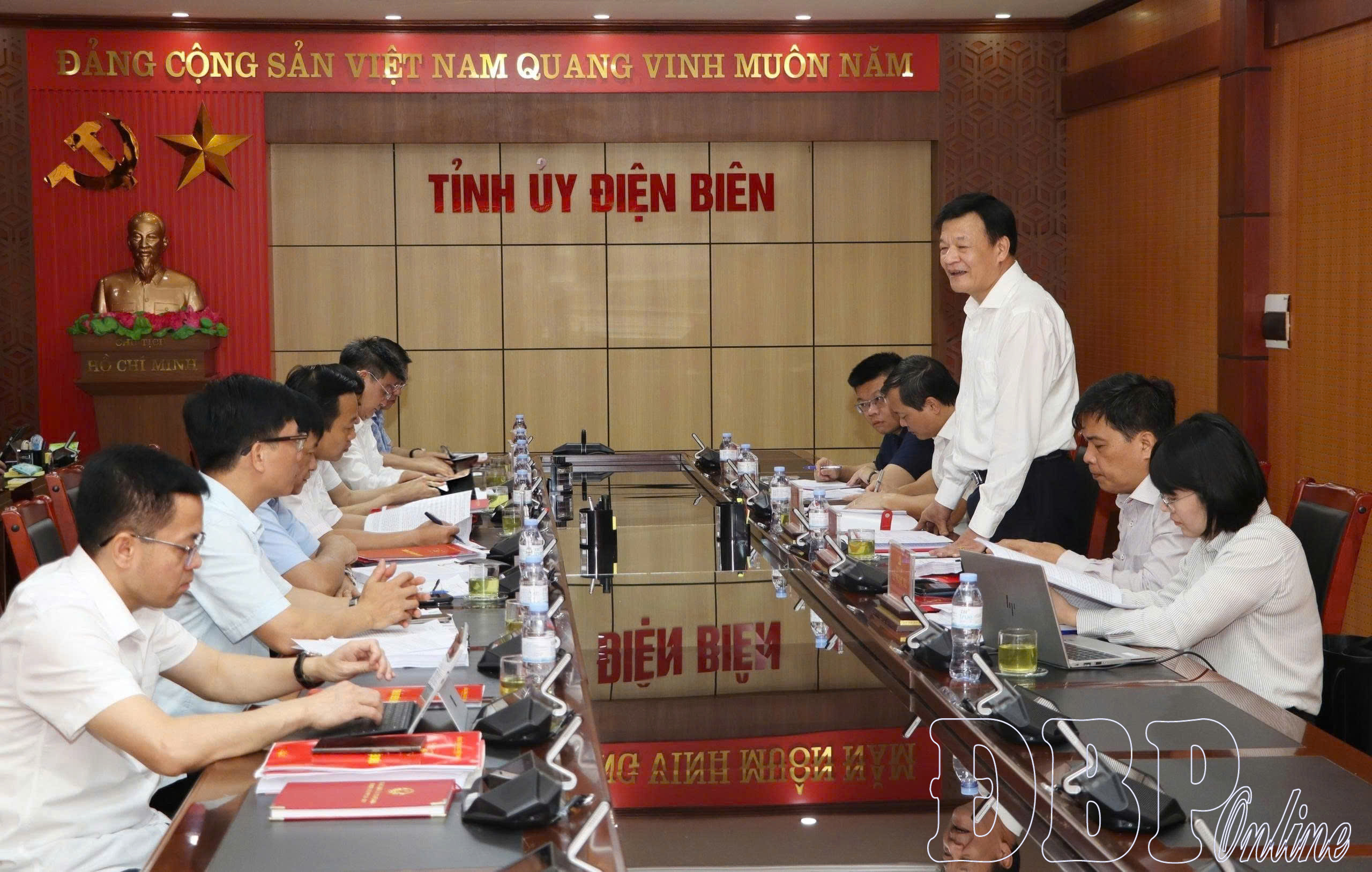 Đo&agrave;n Kiểm tra, gi&aacute;m s&aacute;t số 30 l&agrave;m việc với Thường trực Tỉnh ủy Điện Bi&ecirc;n  
